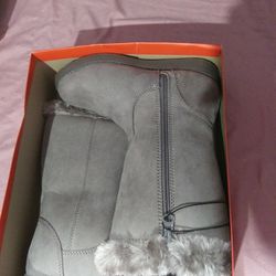 Girls Cozy Boots