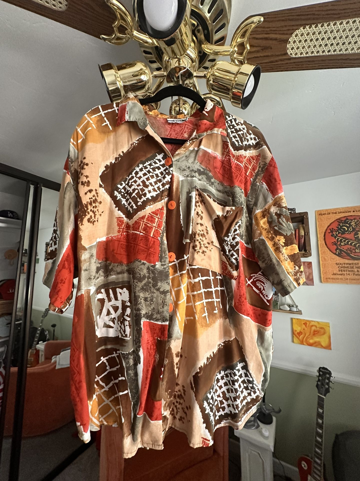 Men’s Wild Pattern Button Up Shirt