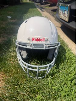 Riddell Victor Youth Football Helmet XXS/XS