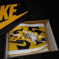 Air Jordan 1 Retro High O. G.