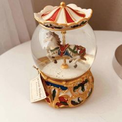 🎠 RARE Limited Edition Dept 65 Musical Carousel Collectable Snow Globe