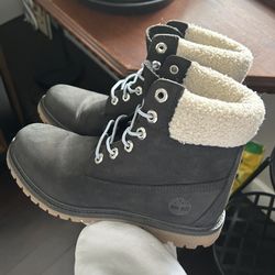 Women’s Timberland Boots Size 8