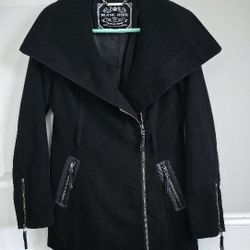 Blanc Noir Women's Peacoat