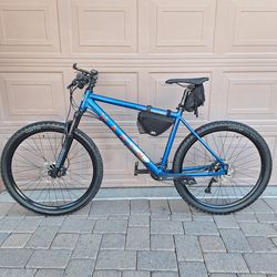 MARIN PALISADES TRAIL 2 MOUNTAIN BIKE 27.5 INCH PRELOAD ROCKSHOX JUDY LOCKOUT FRONT SUSPENSION ( CHECK MY OTHER BIKES)