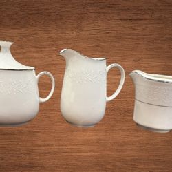 VINTAGE NORITAKE IVORY  CHINA. 7541 LORELEI JAPAN