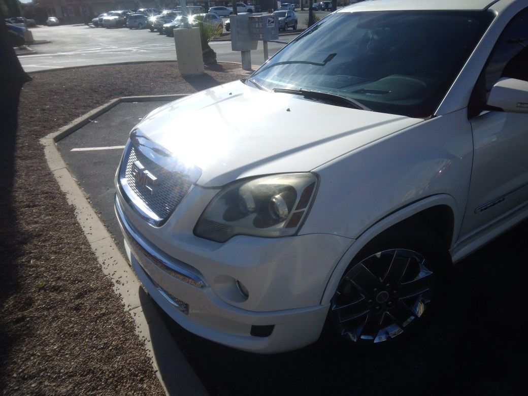 2012 GMC Acadia
