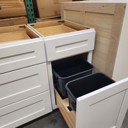 18" Trash Can Cabinet