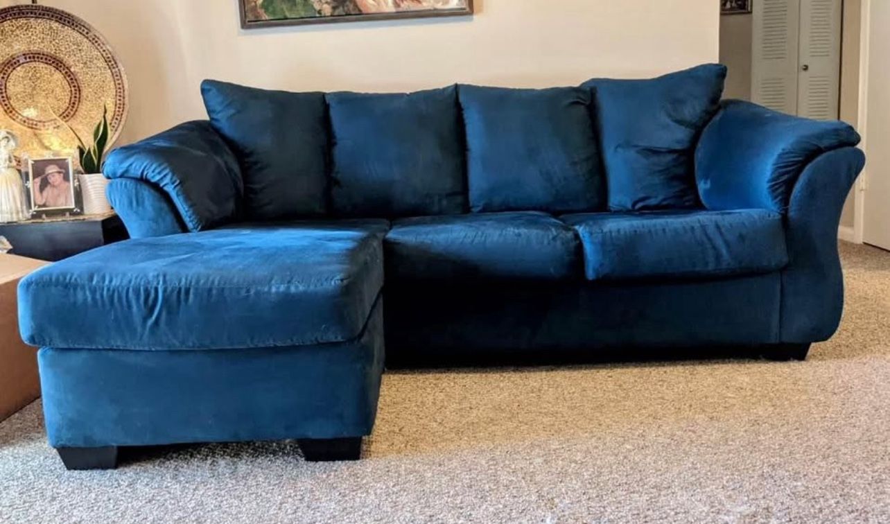 Ashley Homestore Darcy Sofa Chaise