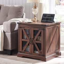 FARMHOUSE END TABLE 