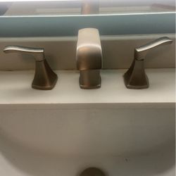 Brushed Nickel Faucet 