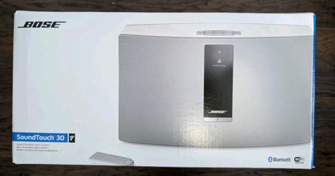New In Box - Never Used - Bose Soundtouch 30 White