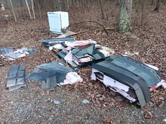 Brand new shingles and dishwasher