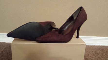 Size 5 chocolate pumps