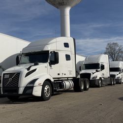 Semi Trucks And Trailer 