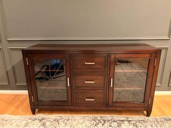 TV Stand/Media Center