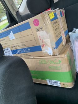 Pioneer Woman 17 pc pot sets