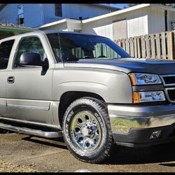 2003 To 2006 Chevrolet Silverado Avalanche Chrome Headlights Luces Focos Cromados Micas Calaveras