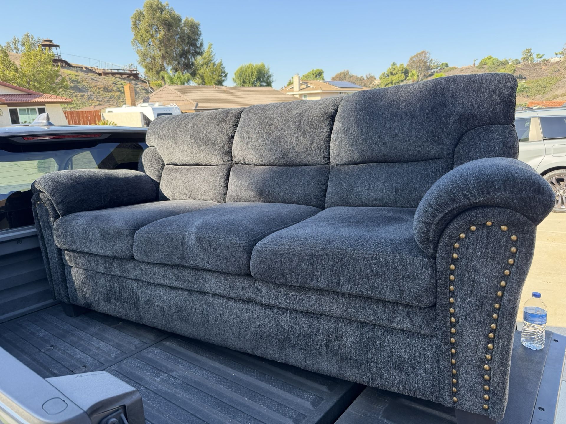 Sofa Couch Excellent Condition