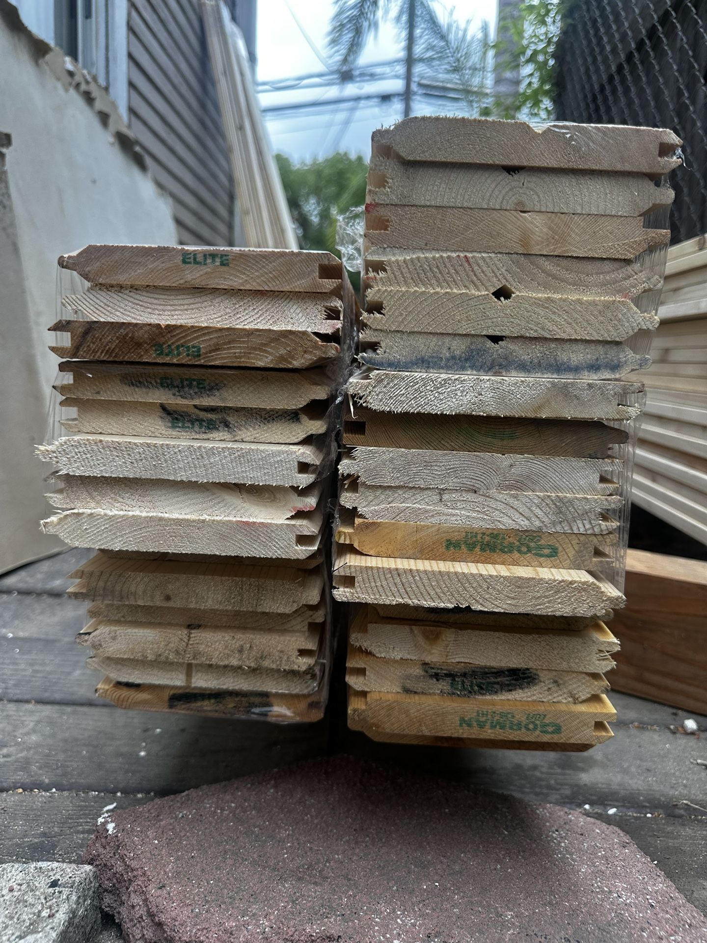 Wood Madera T&G