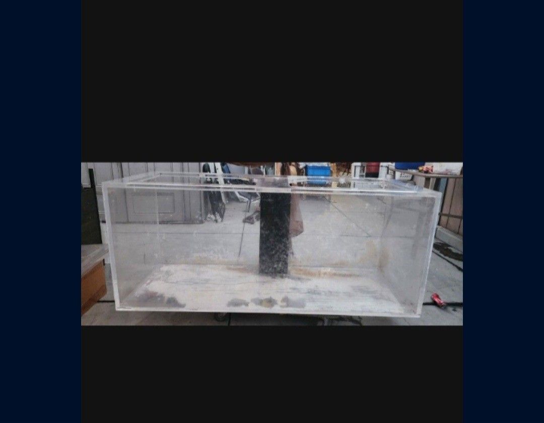 Fish Tank 224 Gallons