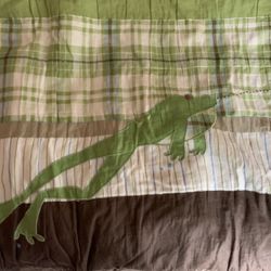 QUILT-FULL SIZE vintage - Frogs, Turtles, Bees, Grasshoppers