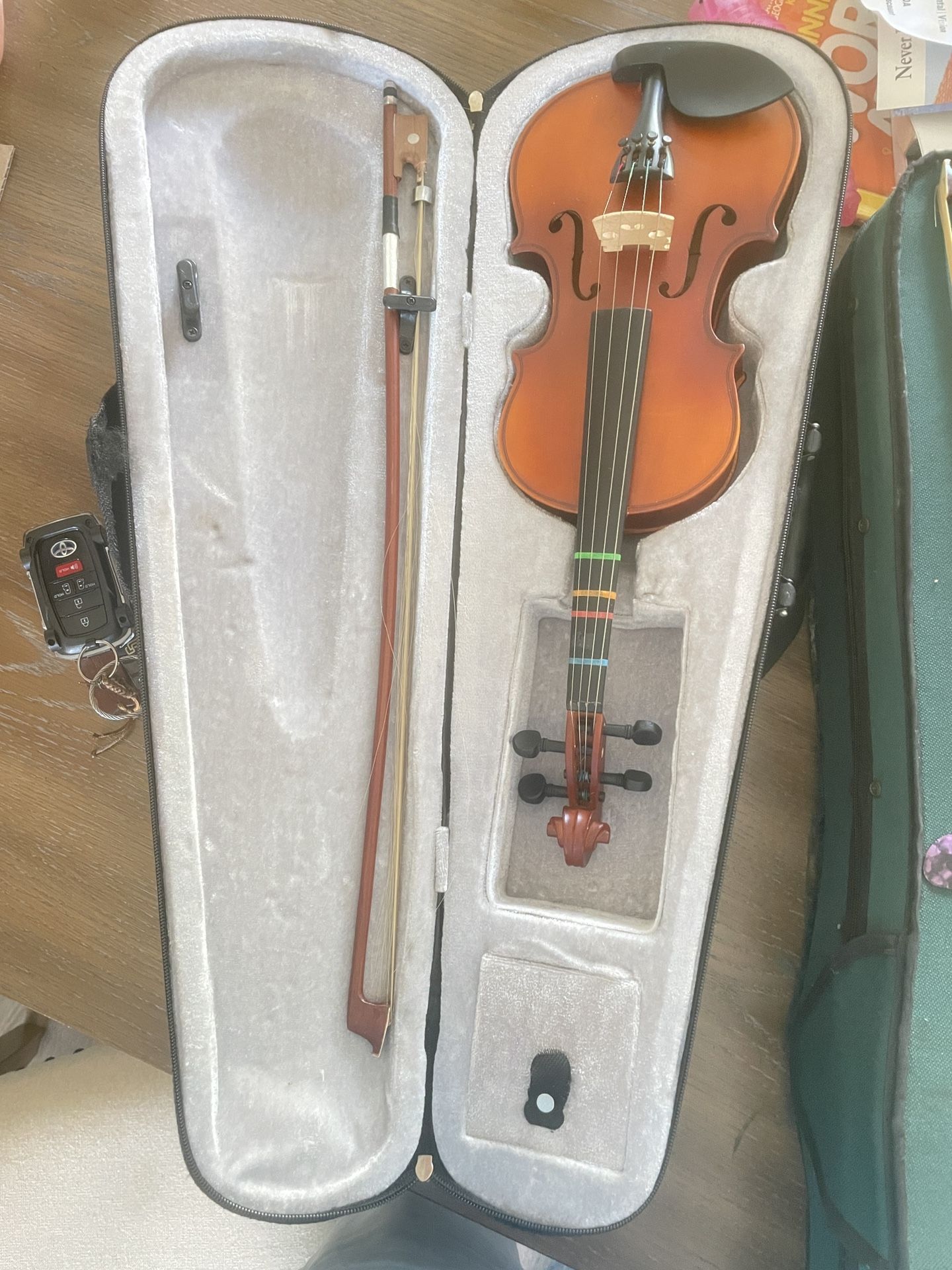 Used violin🎻🎻1/4 Mendini