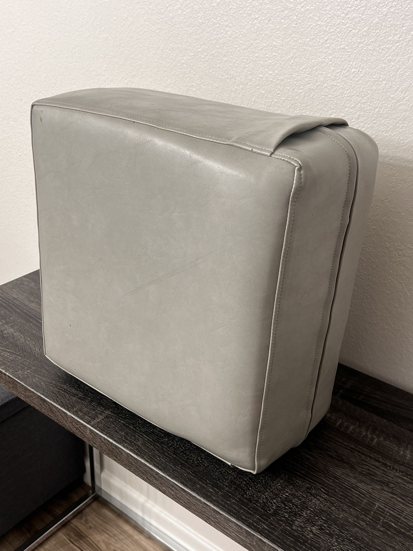 Barber chair booster seat