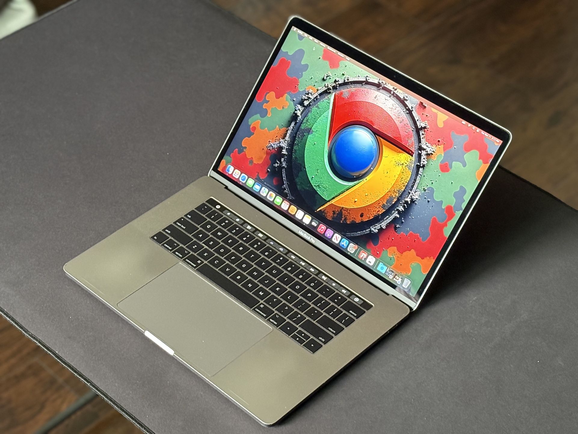 2017 MacBook Pro 3.1GHz (Quad-Core i7) 1TB SSD