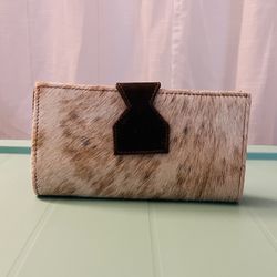 Leather Cowhide Wallet - New.