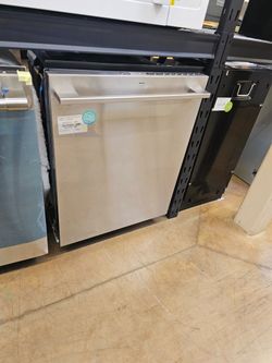 Dishwasher GE Monogram 24 inch wide 