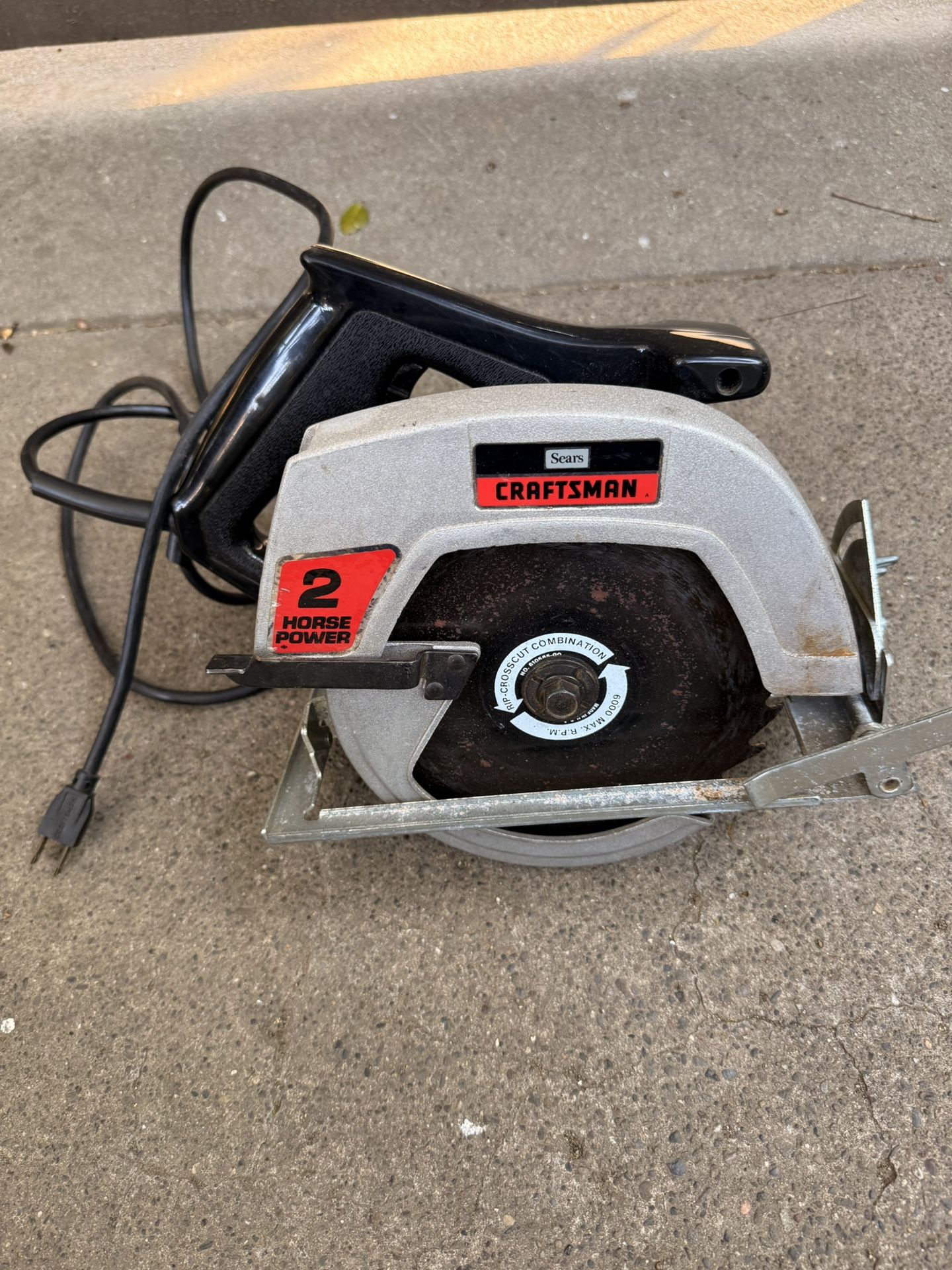 Craftsman Circular Saw 2 hp 7 1/4”