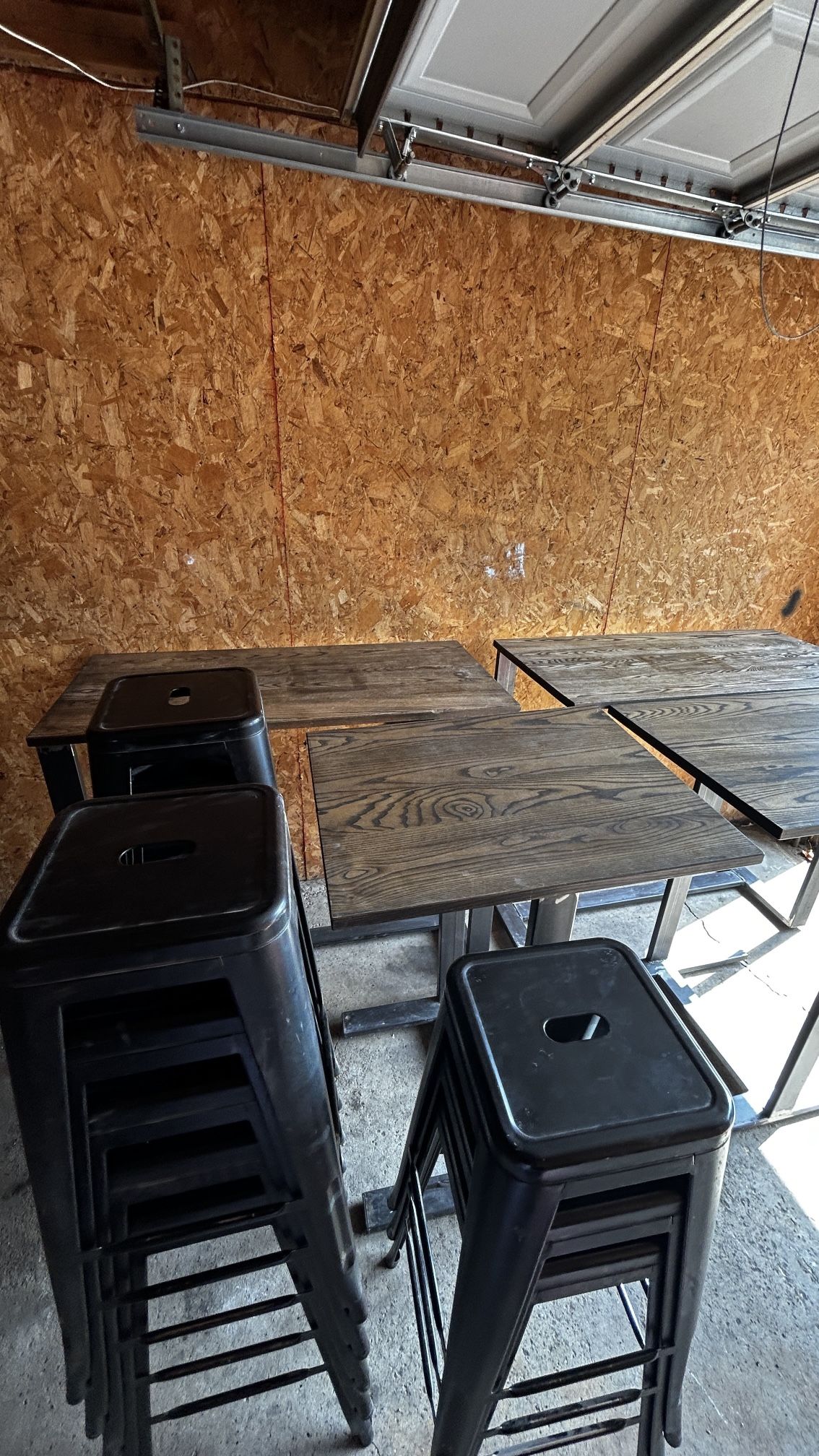 Dinning Table And Stool Sets 