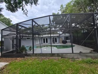 Aluminum pool screen