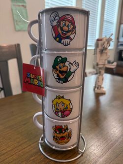 Super Mario stacking cups