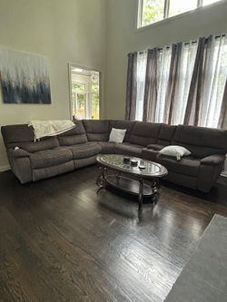 Sofa with recliner on both ends with usb charging on both ends