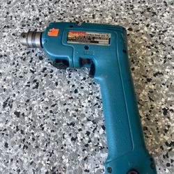 Makita Cordless Driver Drill