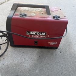 Lincoln Electric Weld-Pak 180 MIG FLUX