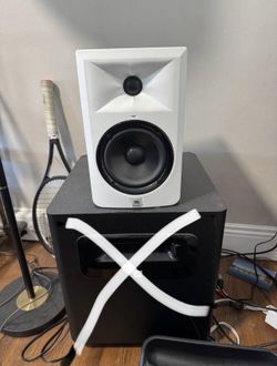 JBL LSR305 Pair (2)