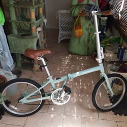 Judd Folding Bike - Single Speed- Like new!