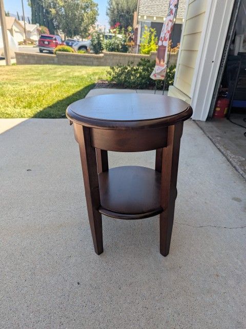 Round End Table