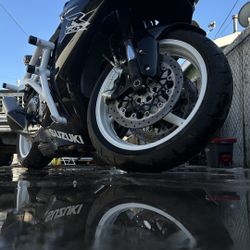 2019 Suzuki GSXR