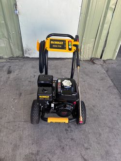 Pressure washer Dewalt 3600 psi motor Honda