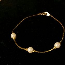 *New Pearl Bracelet*