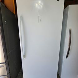 Upright Freezer Ge