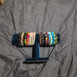 DIY Beaded Bracelets 