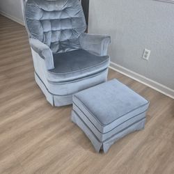 Vintage Blue Chair With Ottoman