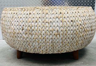 Round Woven Coffee Table with Wooden Legs
