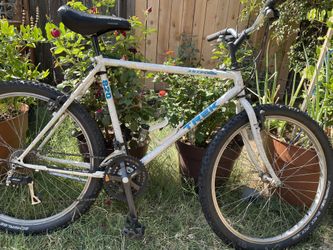 Trek Antelope 820 Mountain Bike