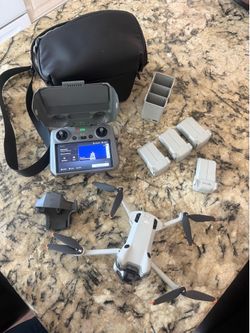 DJI Mini 4 Pro fly more combo with 4 batteries