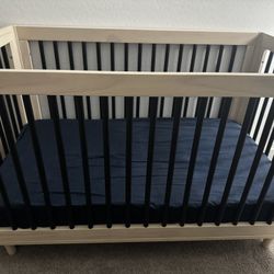 Babyletto Lolly 3 in 1 Convertible  Crib